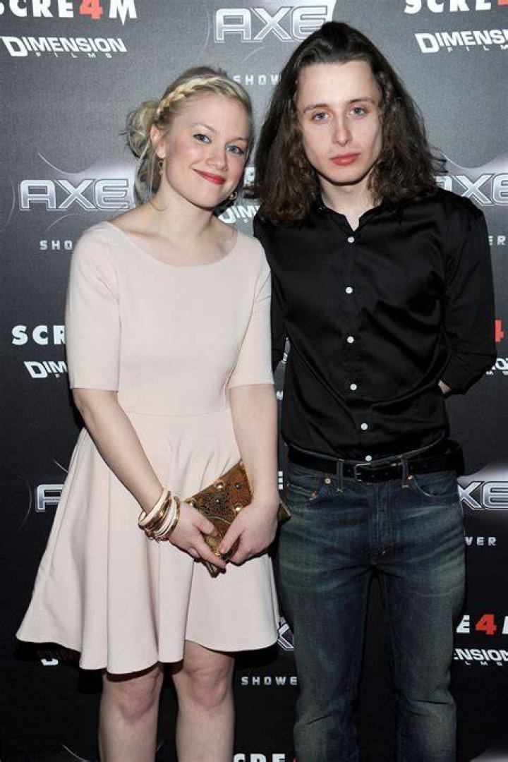 Rory Culkin and Wife Sarah Scrivener&rsquo;s WrestleMania Wedding