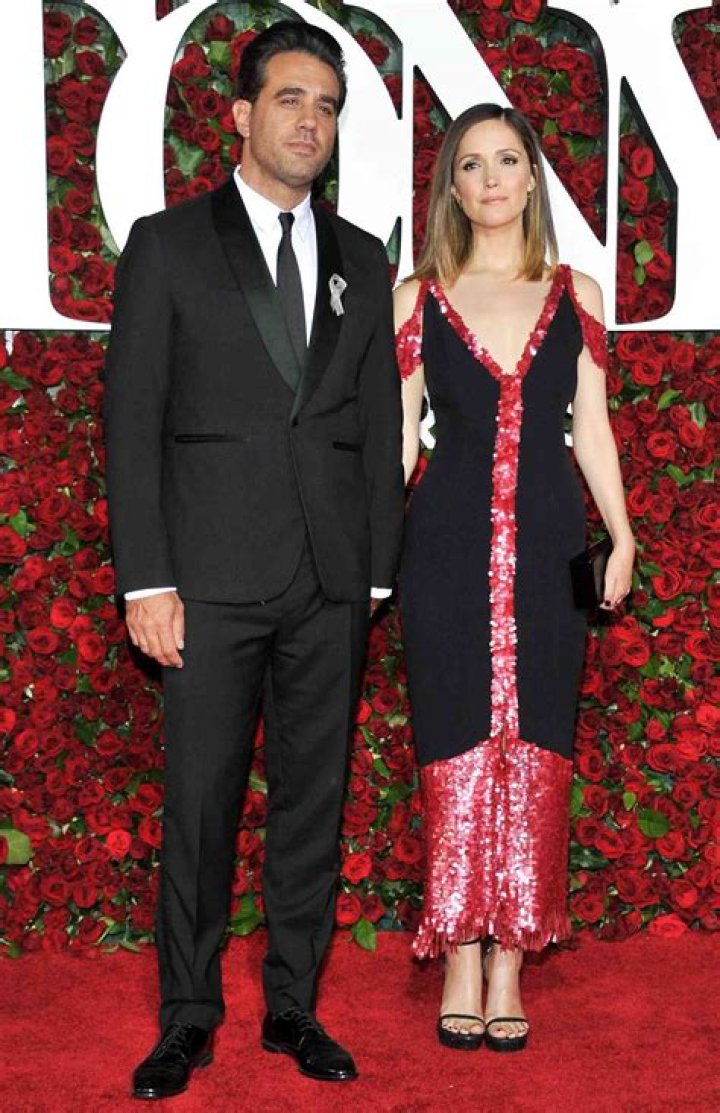 Rose Byrne and Bobby Cannavale in a Relationship; Rose Help to beau