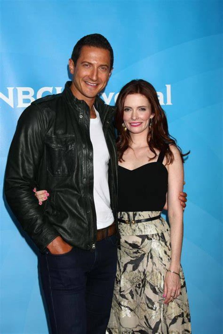 Sasha Roiz Married, Wife, Gay, Height, Body Measurements, Bio