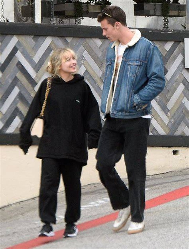 shawn mendes and sabrina carpenter Google Search Casal, Ideias de
