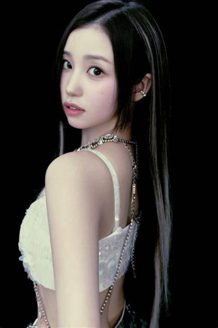 sora sakatasora wooah Sakata, Sora, Kpop Girls, Junior, Ideas, Thoughts