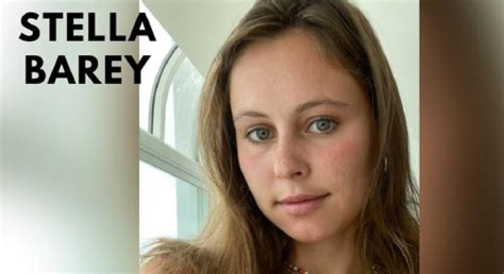 Stella Barey couche avec le t&eacute;moin de son p&egrave;re au mariage Crumpe