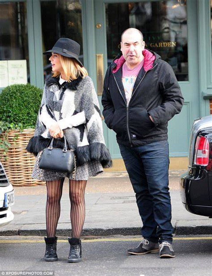 Stephanie Waring shares a lunch date with Suits' Rick Hoffman in London