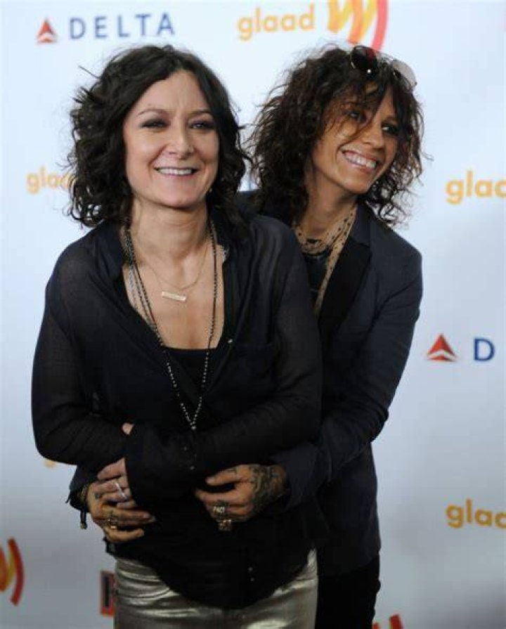 Talk host Sara Gilbert and wife Linda Perry take children to LA farmers