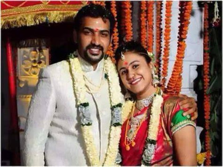 Taraka Ratna wife Alekhya reddy emotional post on their life struggles
