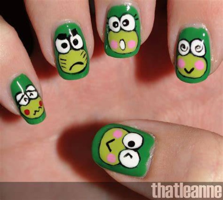 thatleanne Keroppi Nail Art