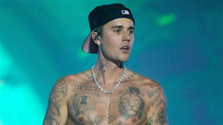 The First Image Of Justin And Chelsey Bieber On Their Honeymoon After