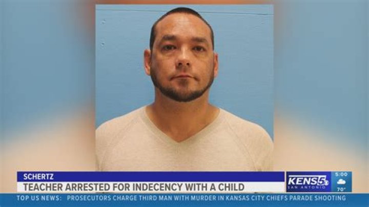 Third grade teacher arrested for allegedly being drunk on the job
