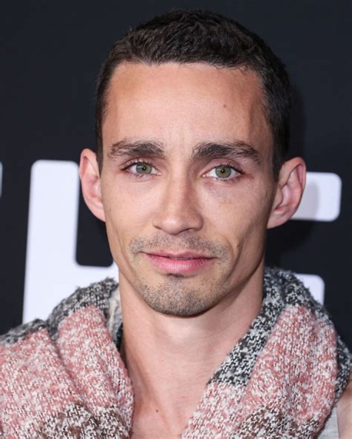 Unveiling The Enigma: Robert Sheehan And The Nature Of Love