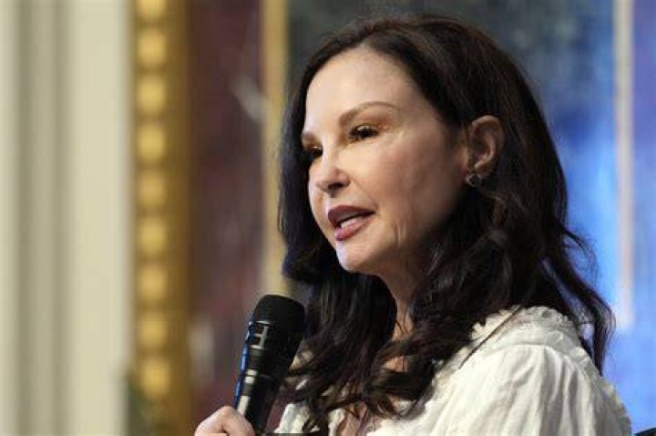 Unveiling The Truth: Ashley Judd's Journey As A Single Mother