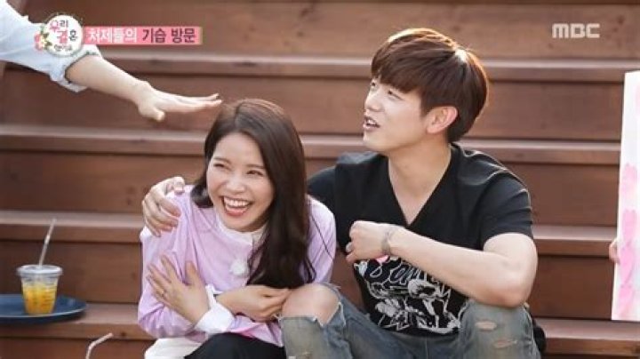 Watch Eric Nam Reveals His Dating History To MAMAMOO On &ldquo;We Got