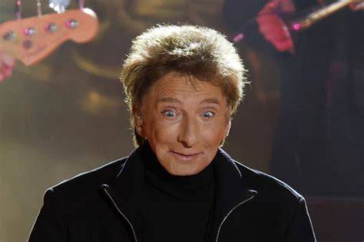 What Is Barry Manilow's Net Worth In 2022?