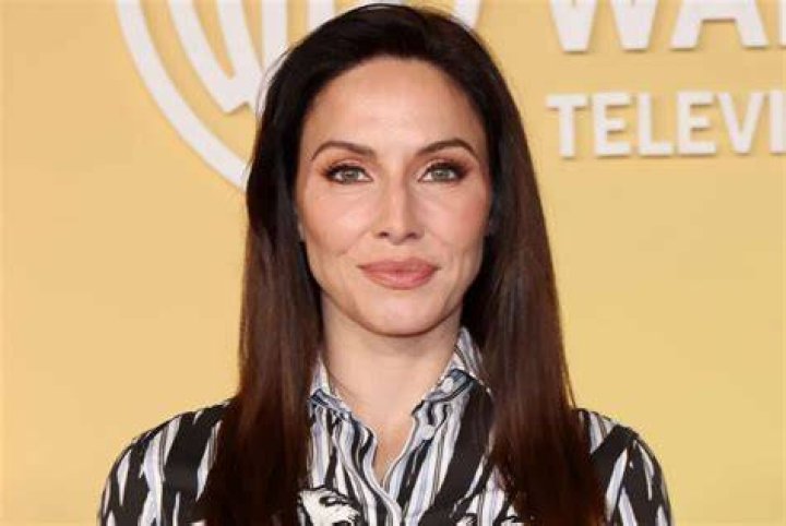 Whitney Cummings Biography, Height & Life Story Super Stars Bio