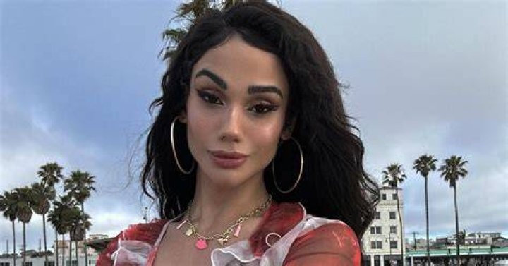 Who Is Avani Reyes? The Tiktok User Is Another Gorilla Glue Victim