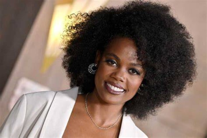 Who is Novi Brown? Age, husband, education, career, profiles, net worth