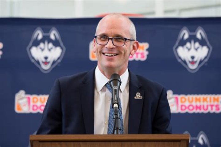 Who is UConn coach Dan Hurley's wife Andrea Hurley?