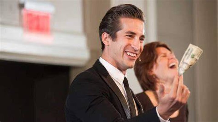 World Renowned Mentalist Max Major Keynote Speaker